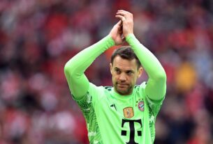 Manuel Neuer retorna à seleção alemã como goleiro titular para a Copa do Mundo
