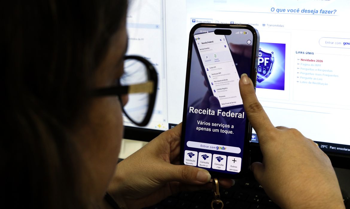 Imposto de renda: mais de 30 milhões de brasileiros já entregaram declaração, mas prazo final se aproxima