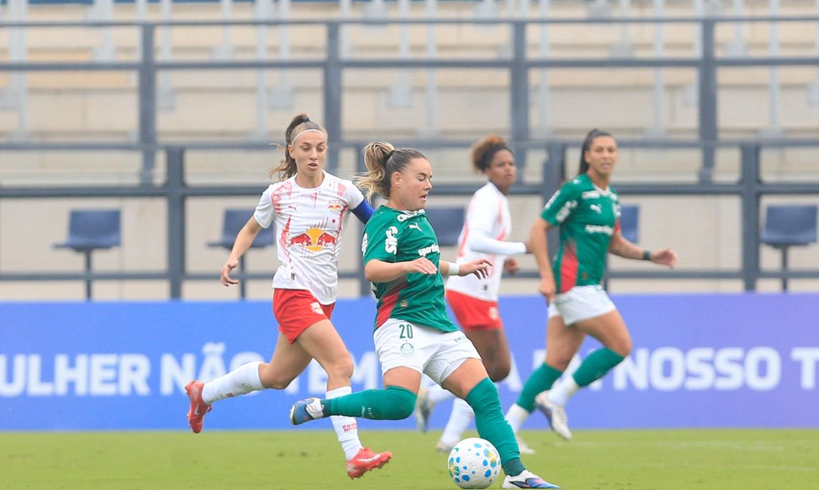 Brasileiro Feminino: Palmeiras supera Bragantino e assume liderança provisória na Série a1