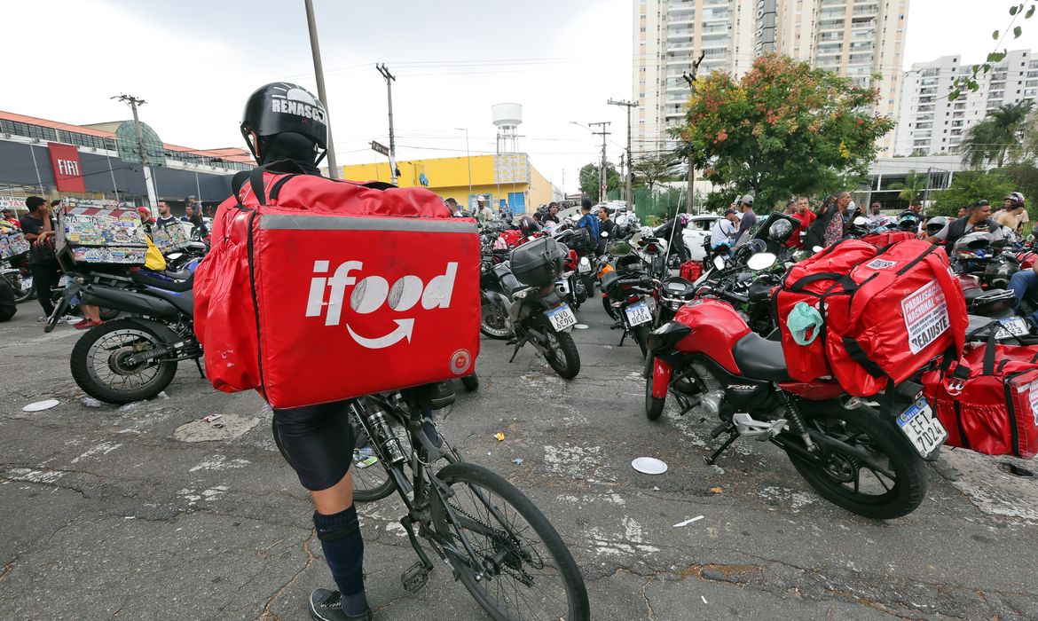 Senacon inicia processo de multas contra iFood e Keeta por opacidade em preços