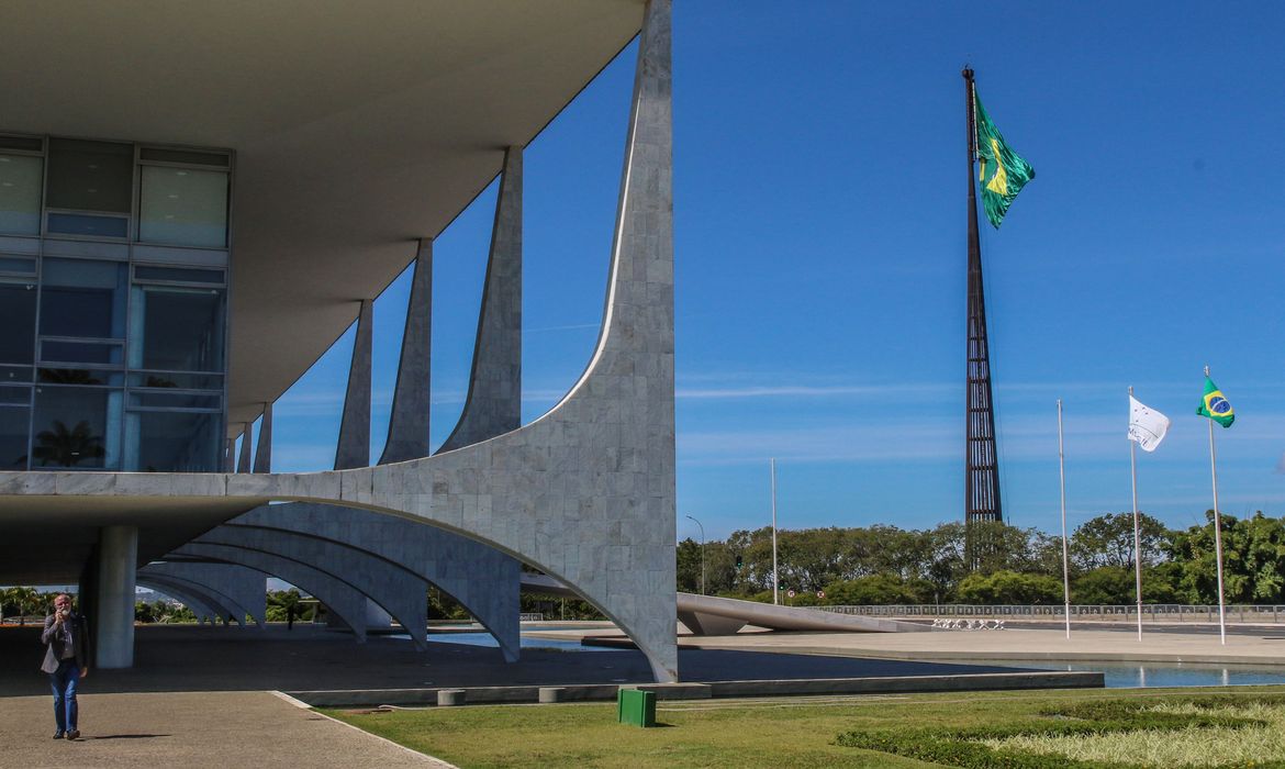 Planalto rechaça interferência e defende soberania brasileira na classificação de crimes