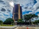 Economistas alertam para riscos de PEC que amplia autonomia do Banco Central