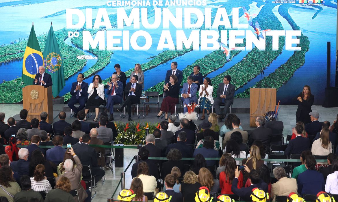 Governo federal anuncia pacote de proteção ambiental e reforço contra desastres climáticos 1 Governo federal anuncia pacote de proteção ambiental e reforço contra desastres climáticos