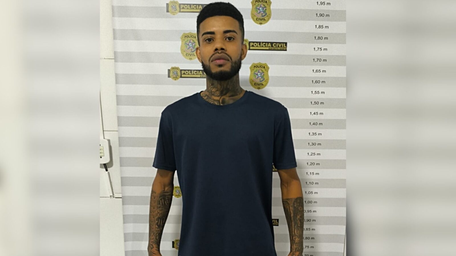 Jovem preso em Linhares admite ter provocado dois incêndios em viaturas: 'revolta pessoal'