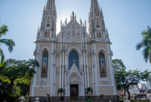 Festa de Nossa Senhora da Vitória 2026 começa em 1º de setembro com missas, procissão e shows no Centro Histórico de Vitória