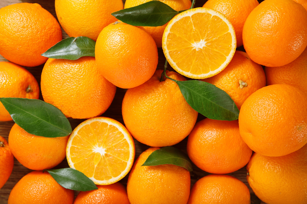 Laranja e vinagre branco: como ferver a mistura e usá-la para limpar e perfumar a casa 1 Laranja e vinagre branco: como ferver a mistura e usá-la para limpar e perfumar a casa