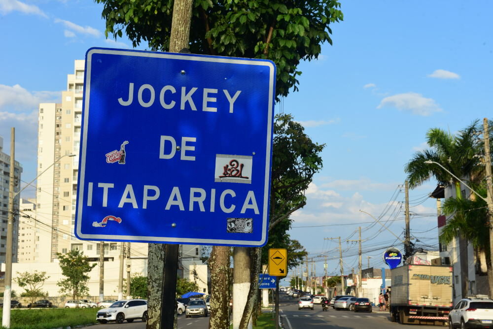 Mulher vestida com roupas de academia é encontrada morta a tiros em Jockey de Itaparica, Vila Velha