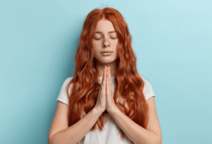 7 preces espíritas para enfrentar crises, pedir proteção e agradecer