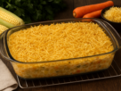 Maionese de forno gratinada com batata palha — receita fácil para acompanhar carnes e assados