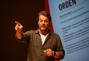 Marcelo Serrado apresenta o monólogo "Terapia" em Vitória com sessão extra e momento de hipnose ao vivo