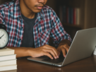 Qualificar ES abre inscrições para 22 mil vagas em cursos on-line gratuitos