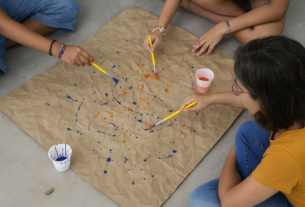 Residência artística para crianças em Vitória reúne 12 participantes e resultará na exposição “Acervo das Emoções”
